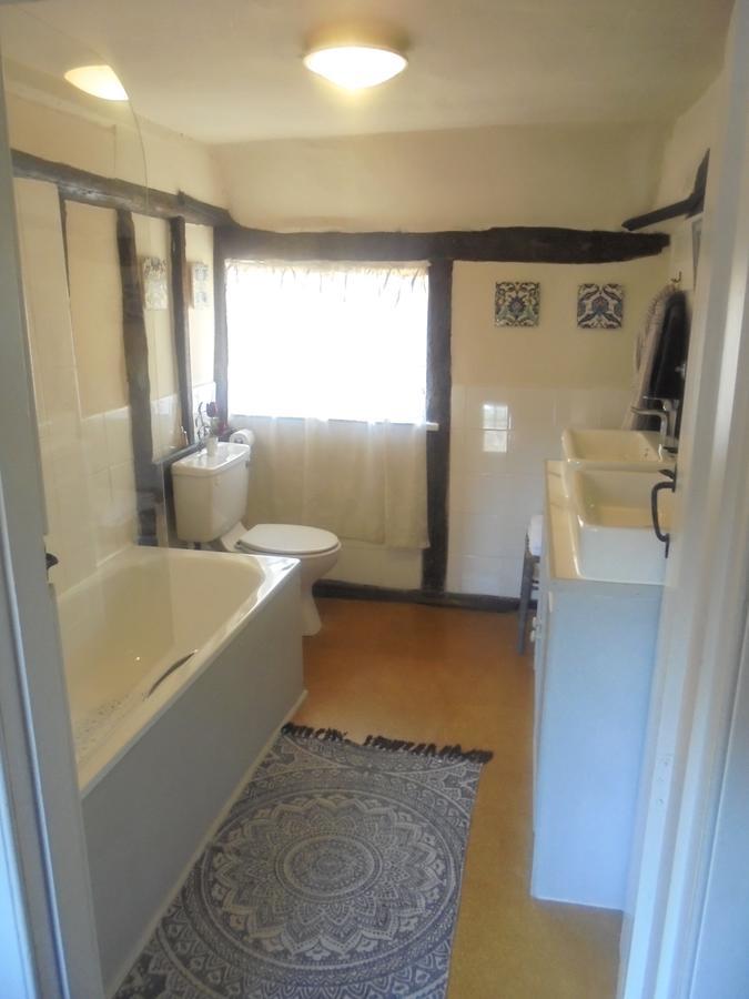 The House With Two Front Doors Bed & Breakfast Rye