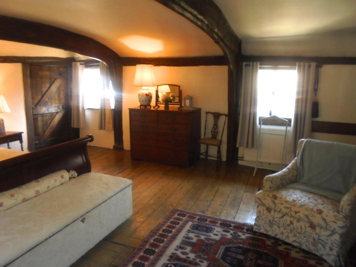 The House With Two Front Doors 3* Rye