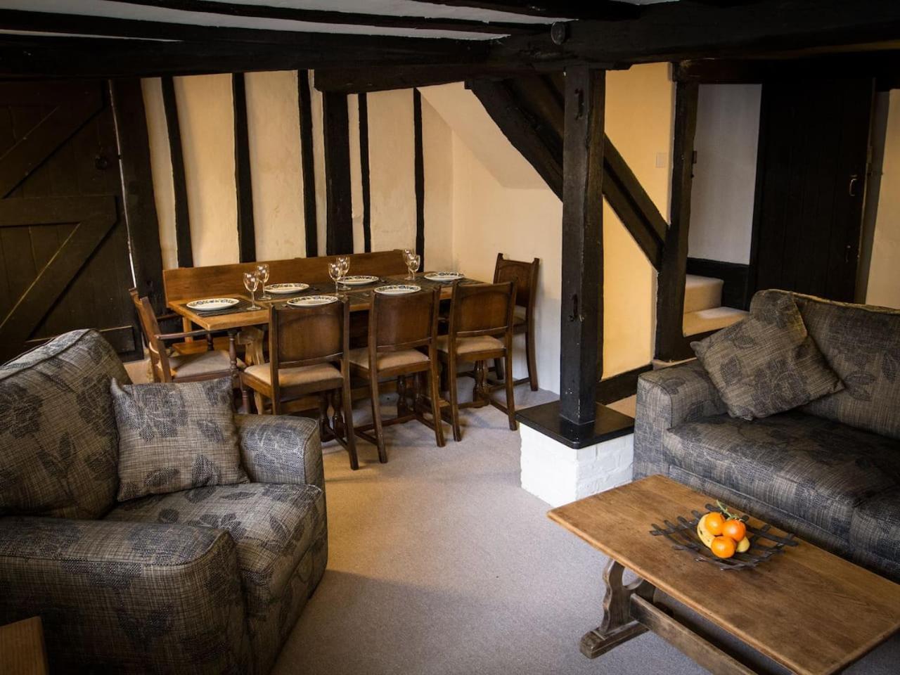Grade Ii Listed In Citadel, Sleeps 6-8 Rye