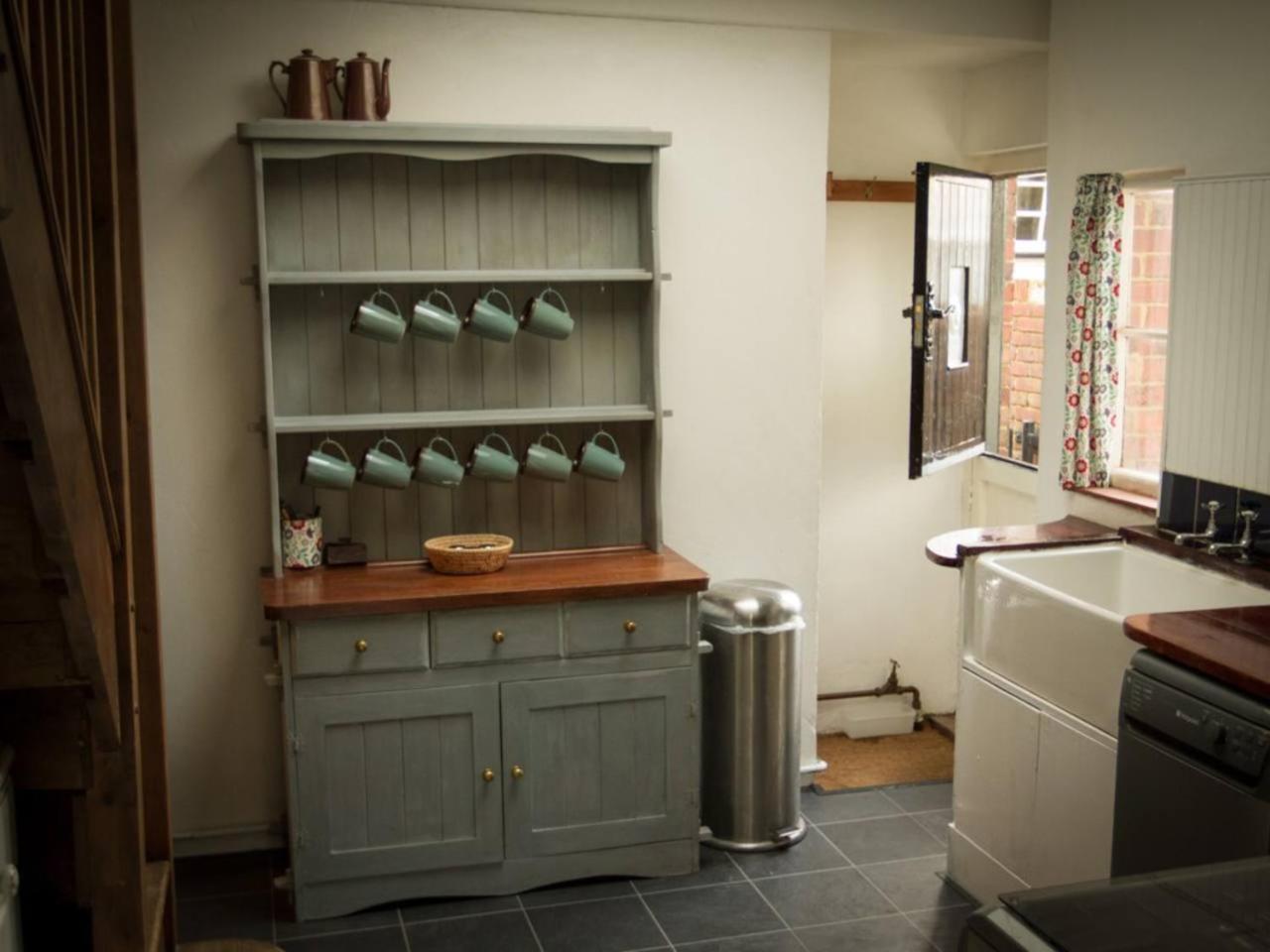 Grade Ii Listed In Citadel, Sleeps 6-8 Rye