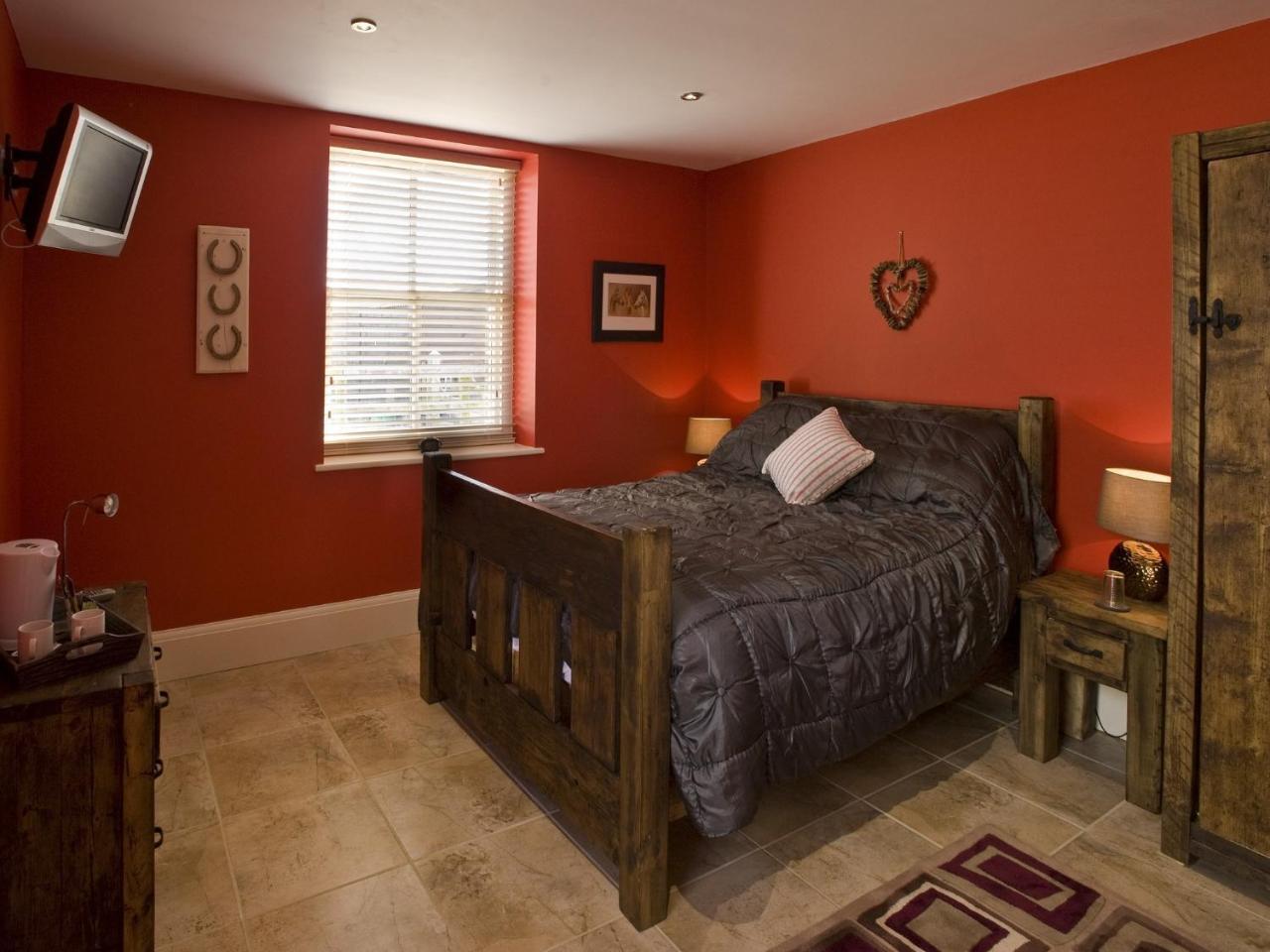 Bed & Breakfast Point Farm 4*
