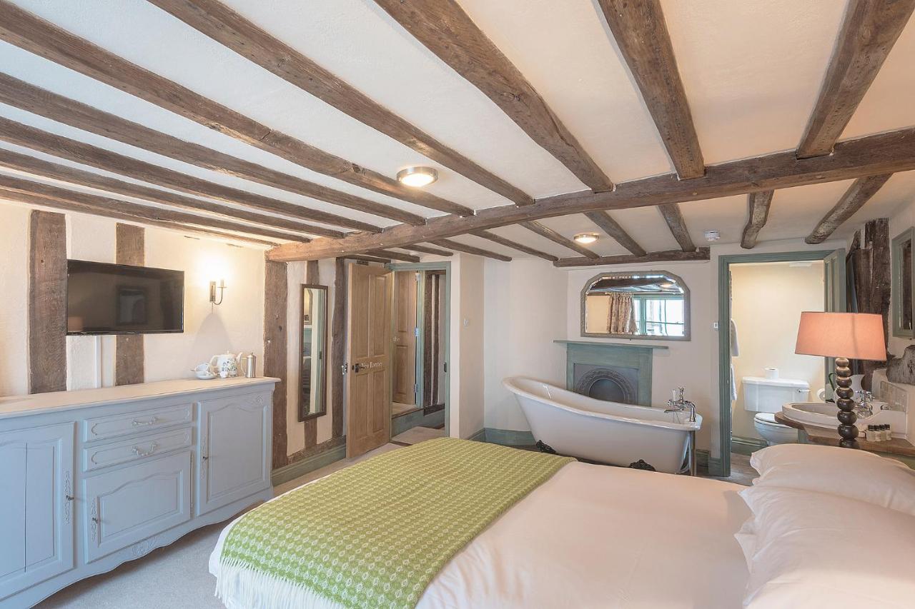 The Standard Bed & Breakfast Rye