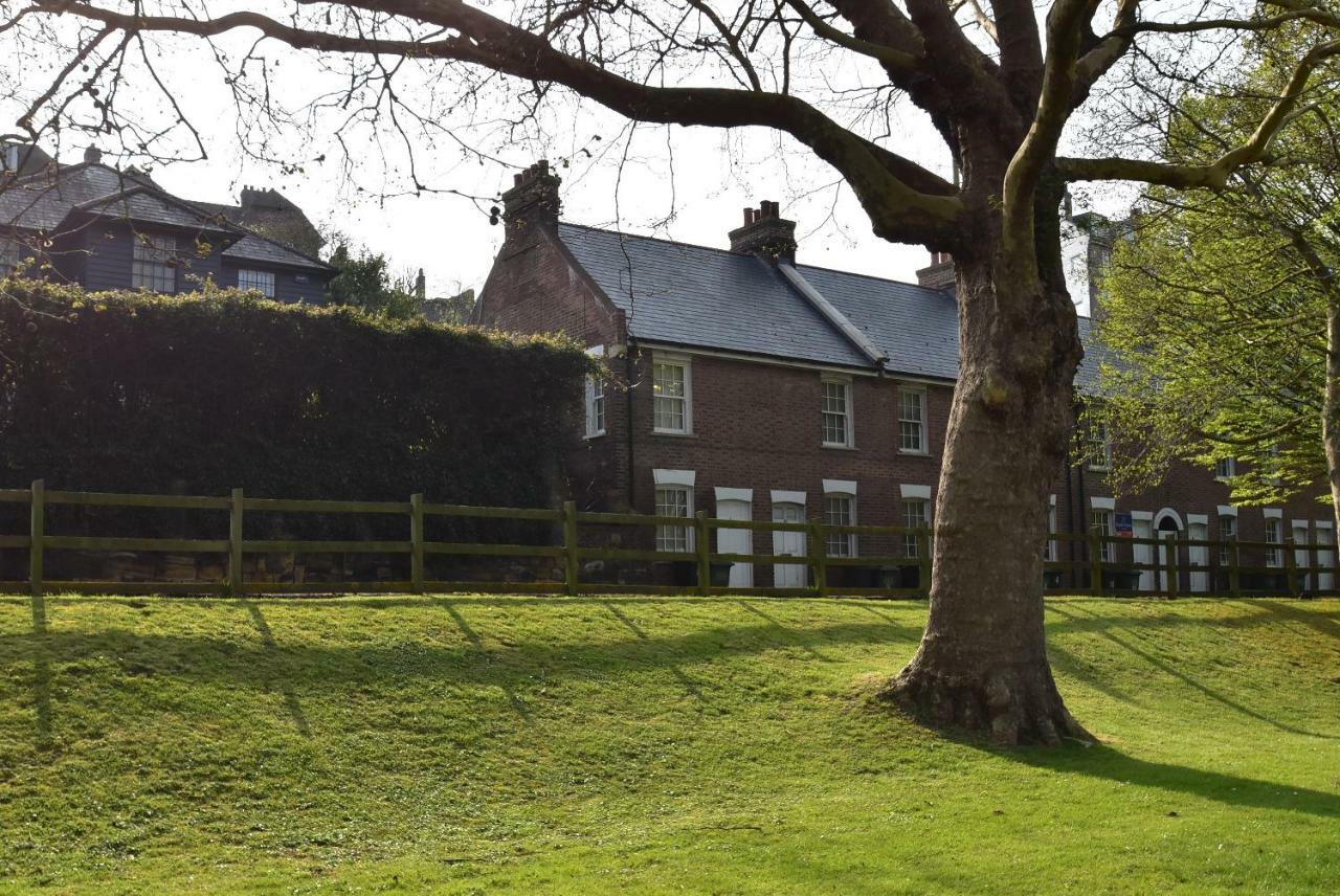 Curlew House Holiday home *