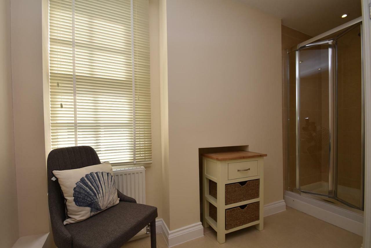 Curlew House *