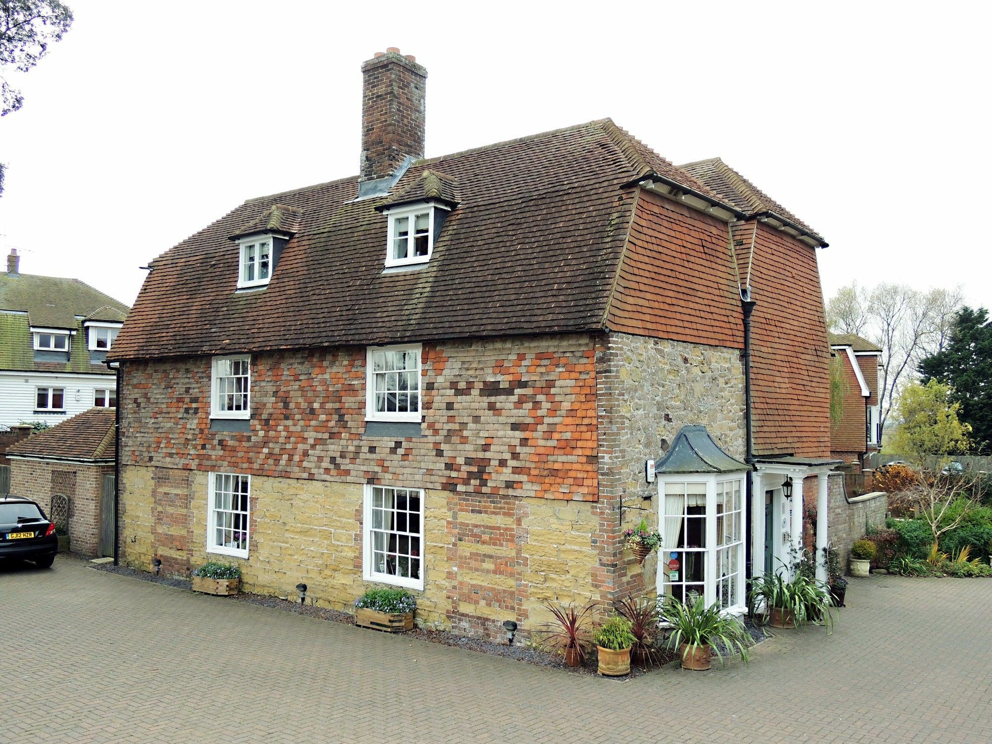 Willow Tree House Rye