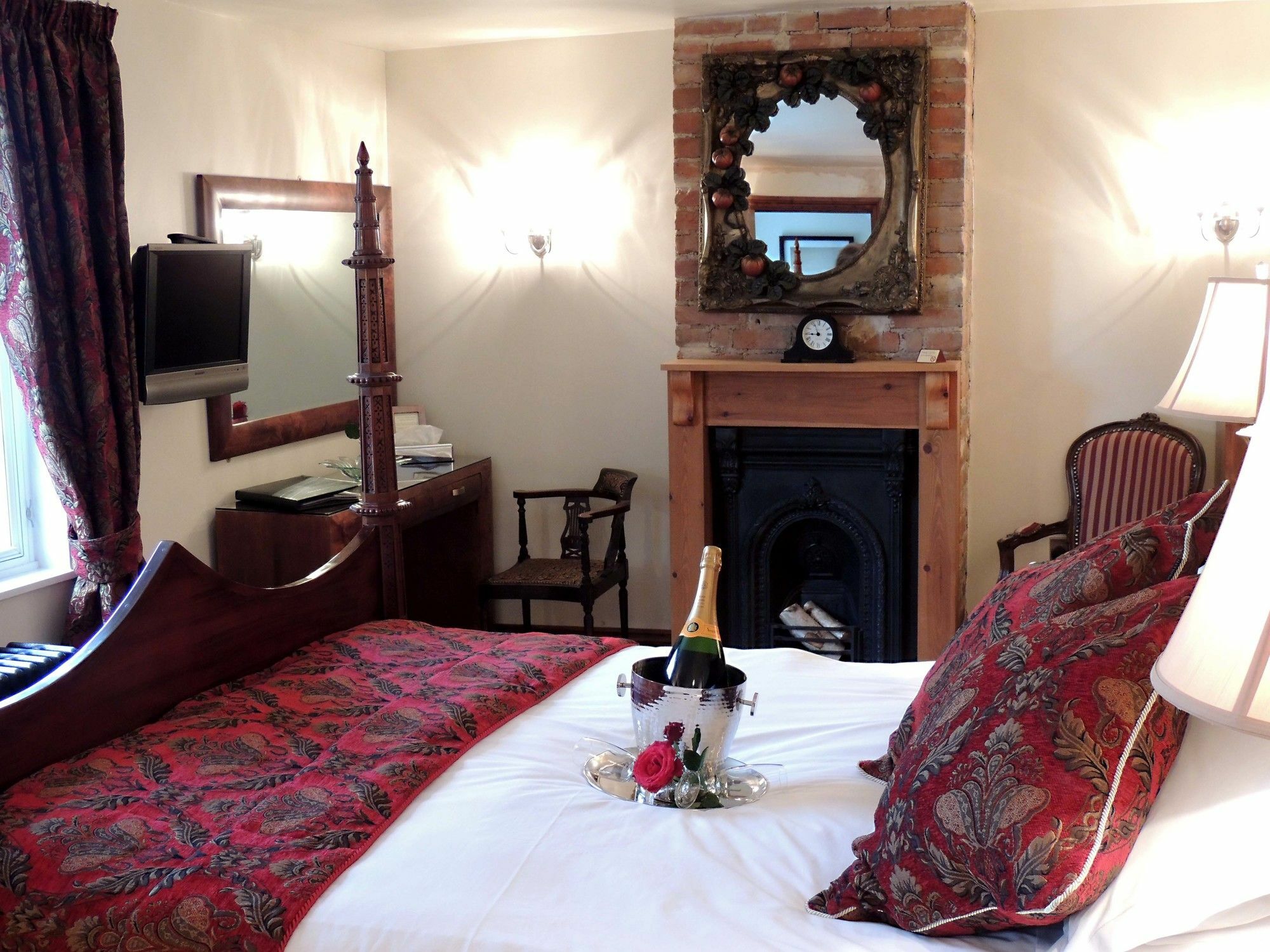 Willow Tree House 5*