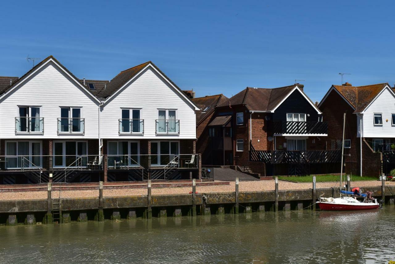 Waterside *