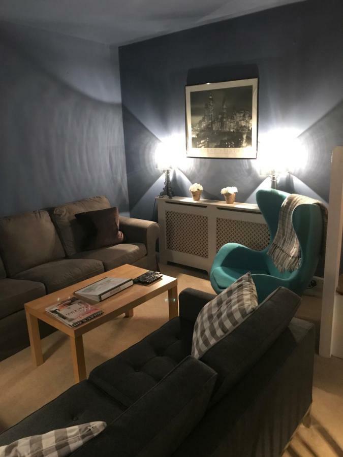The Jeweller's Flat *