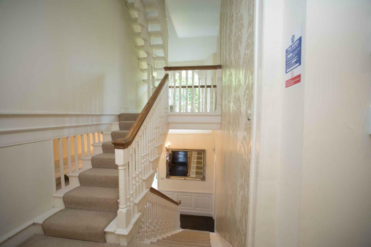 Medieval Town House - Walled Garden Sleeps 8 Rye