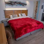 Magnolia House, Rye