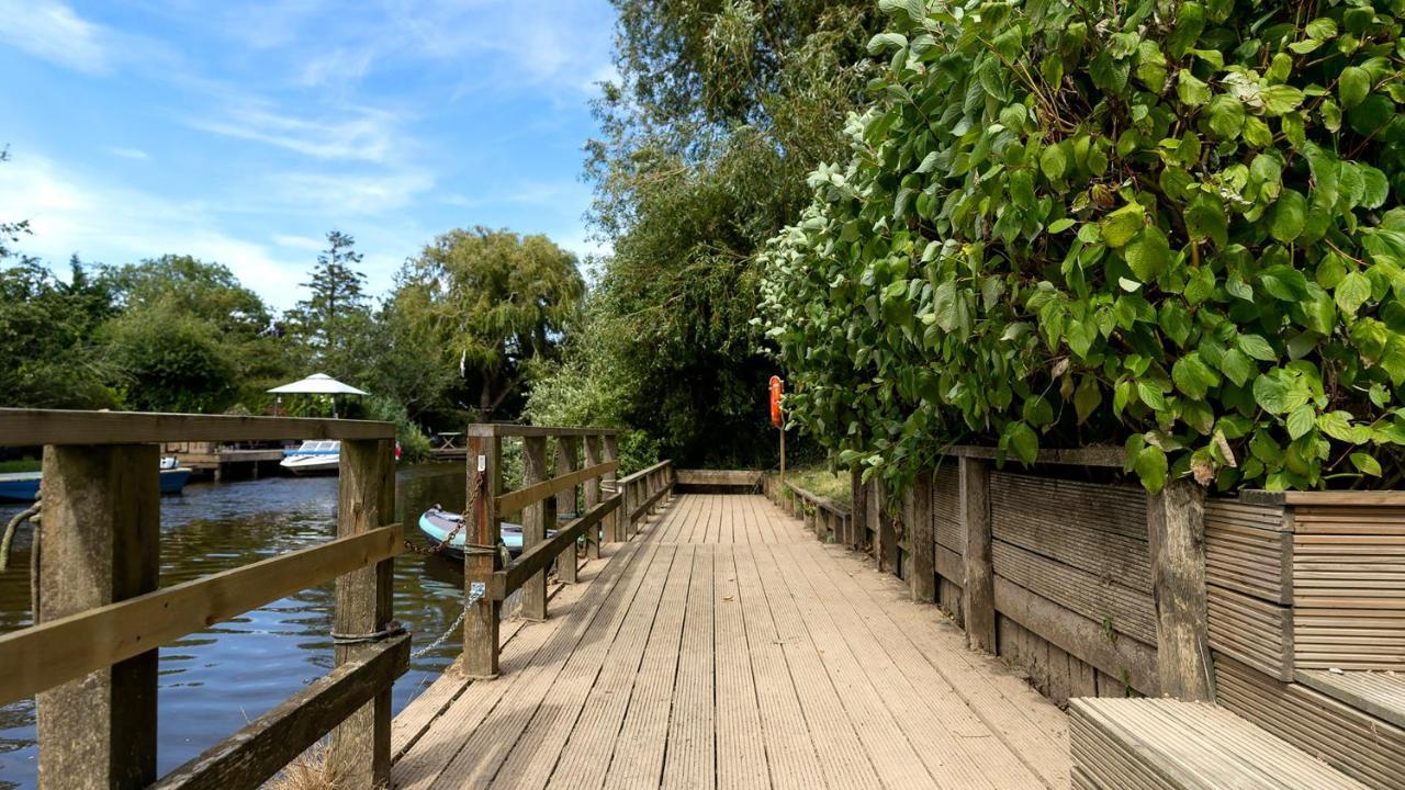 Castle Mill Holiday home