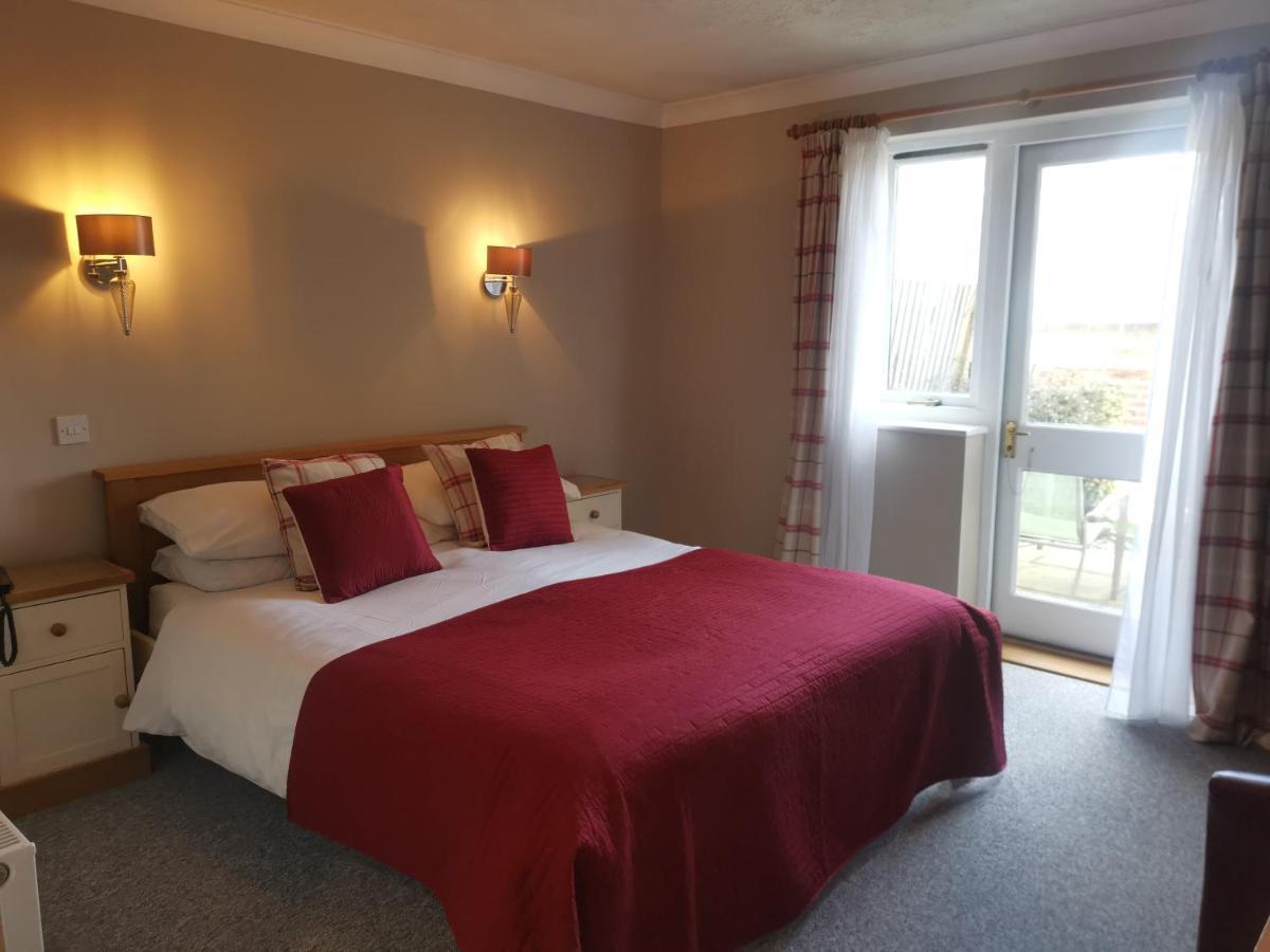 The River Haven Hotel 3*