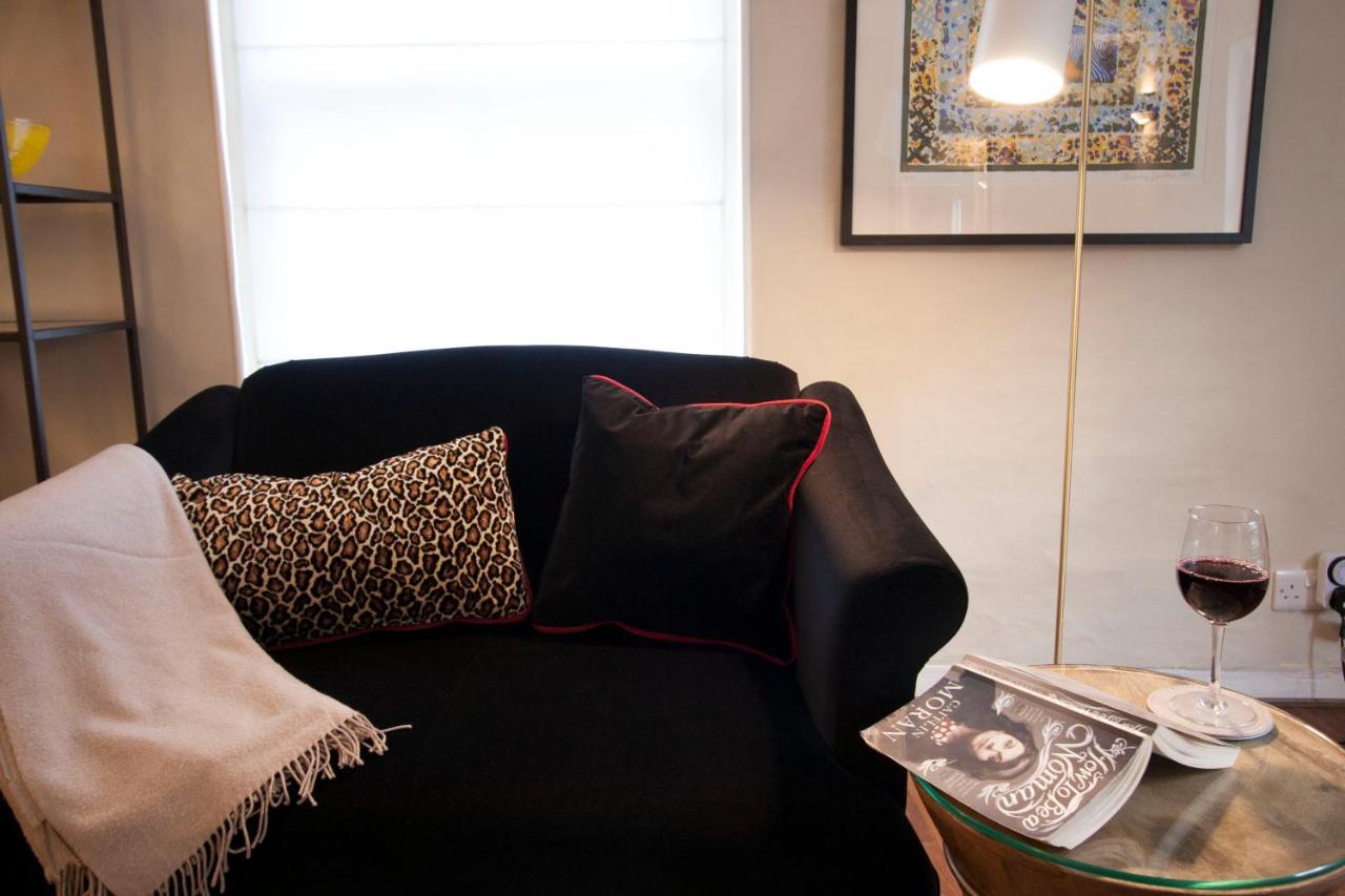 Apartment Merrythought - Entire 2 Bed, 2 Bath In The Heart Of Citadel Rye