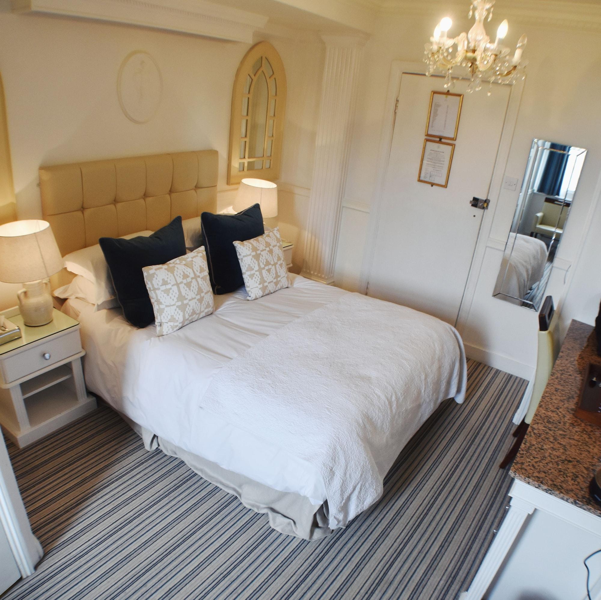 The Lookout Hotel 3*