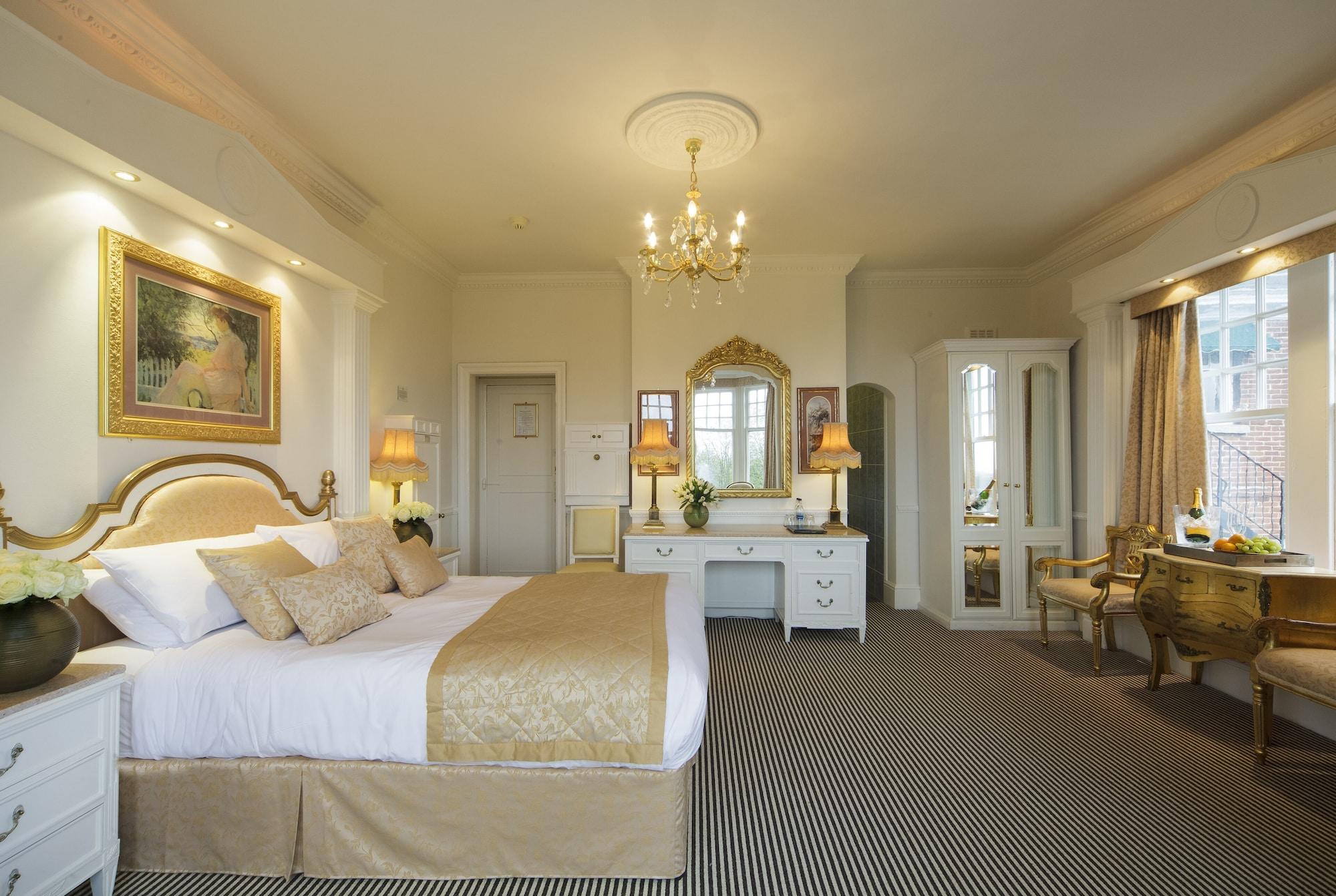 Hotel The Lookout 3*