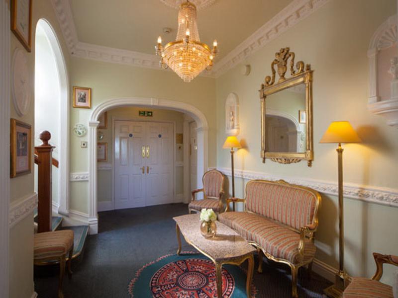 The Lookout Hotel 3*