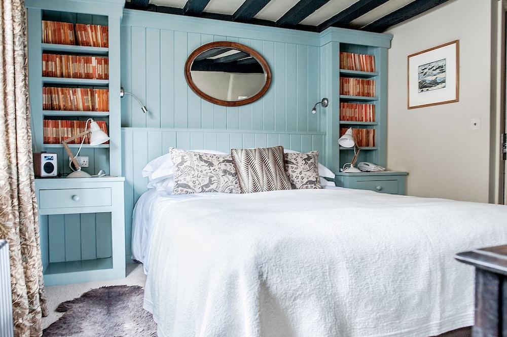 The George In Hotel 4*