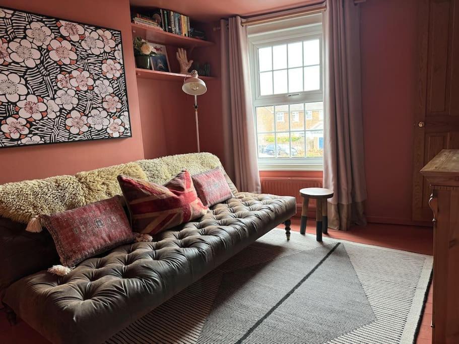 Holiday home Spring Crescent In Rye
