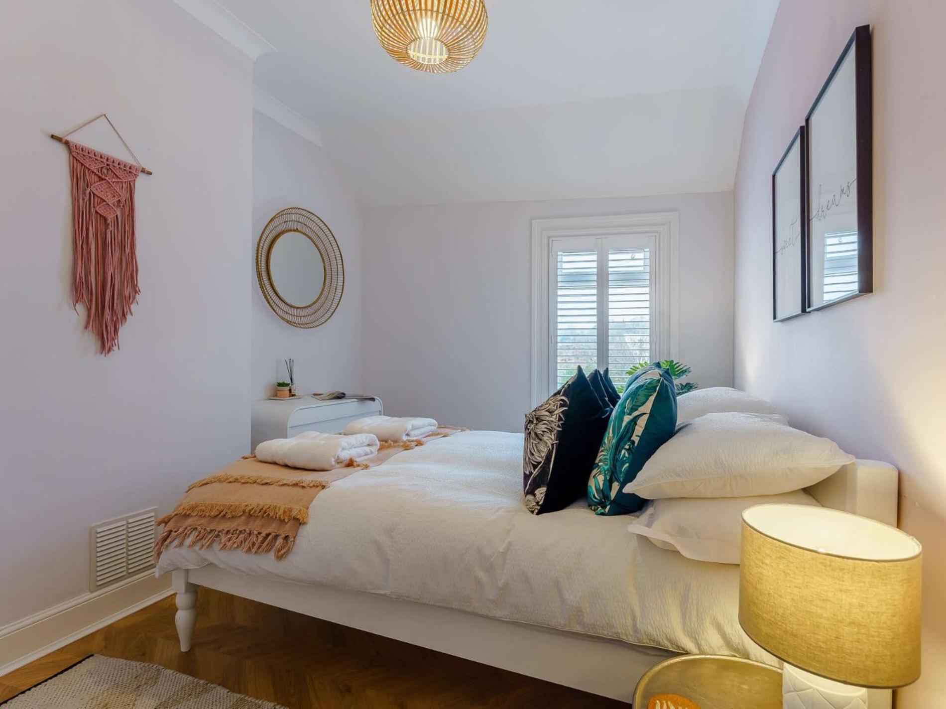 2 Bed In 87139 Apartment Rye