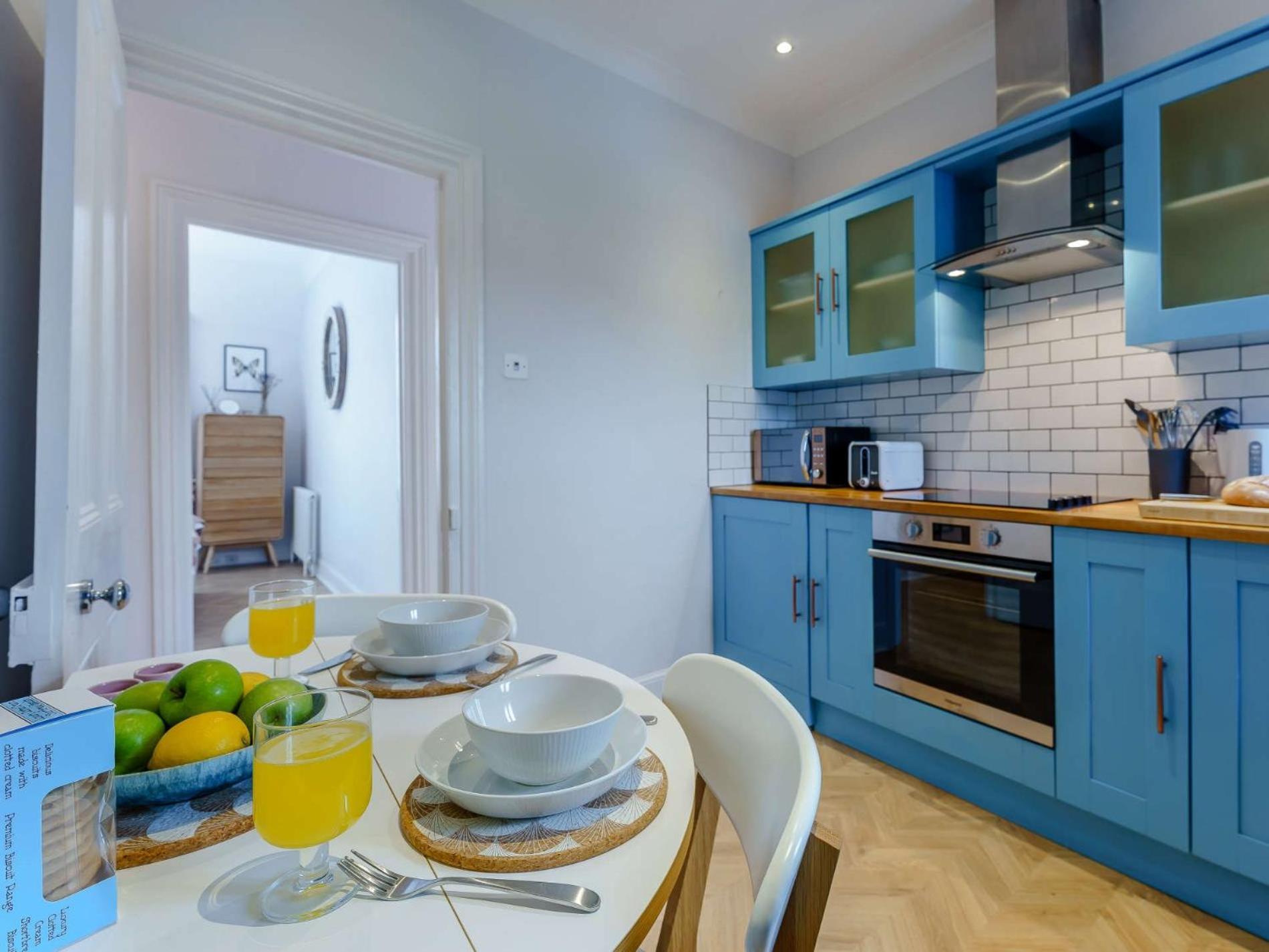 2 Bed In 87139