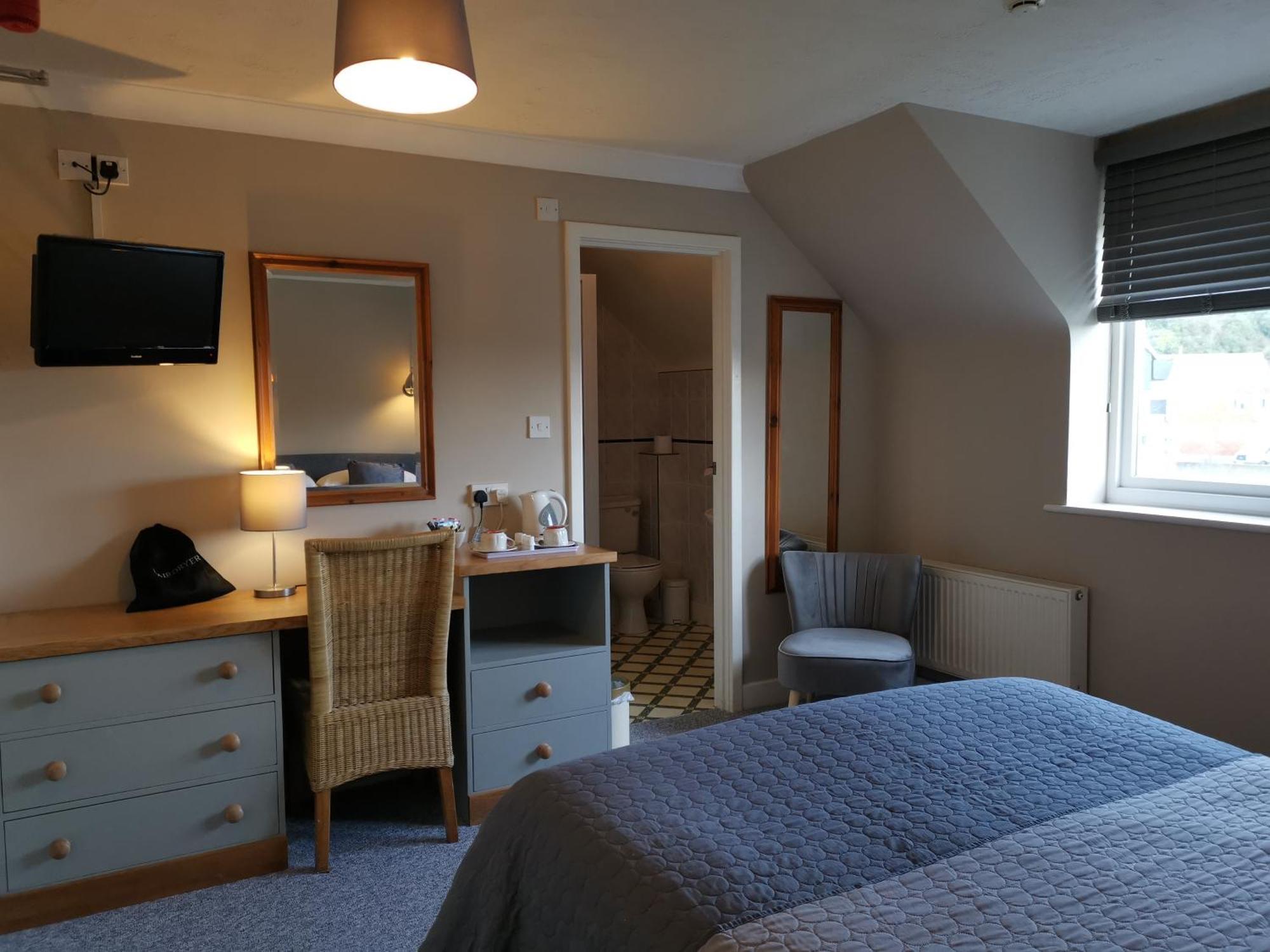 Hotel The River Haven 3*