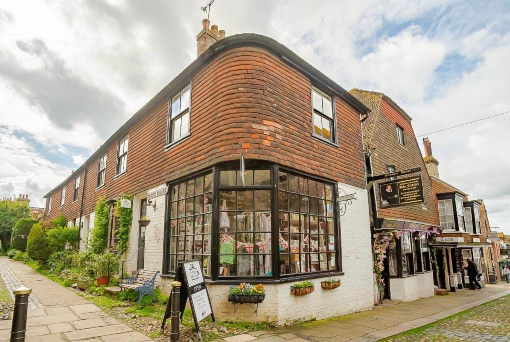 Merrythought - Entire 2 Bed, 2 Bath In The Heart Of Citadel Rye