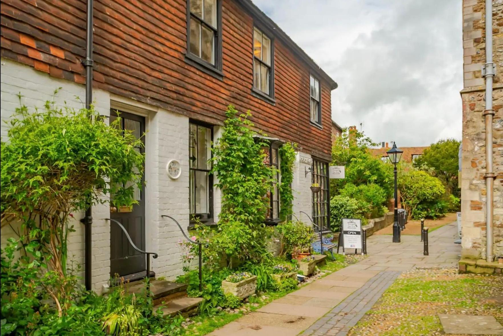 Merrythought - Entire 2 Bed, 2 Bath In The Heart Of Citadel * Rye