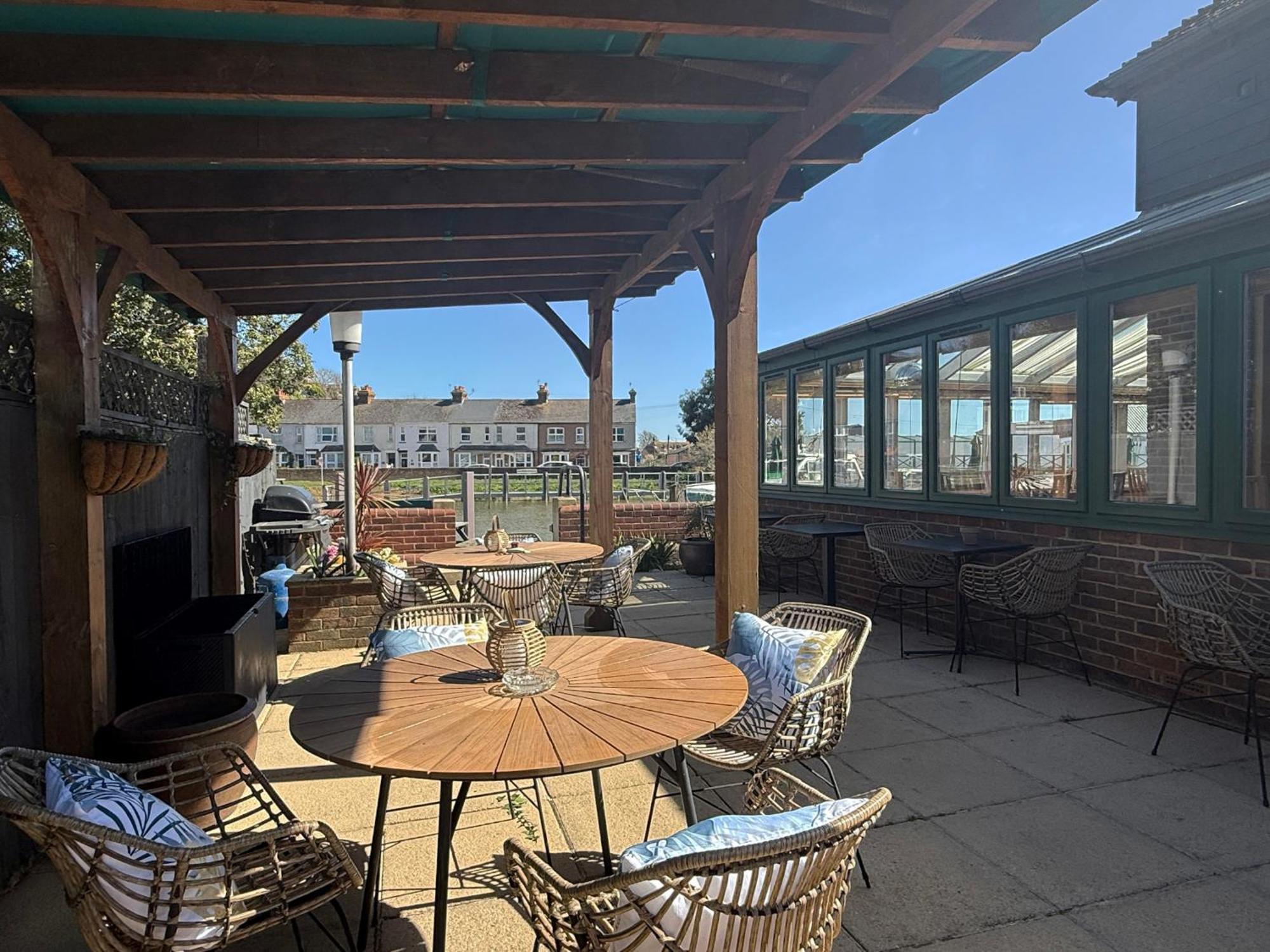 The River Haven Hotel 3*