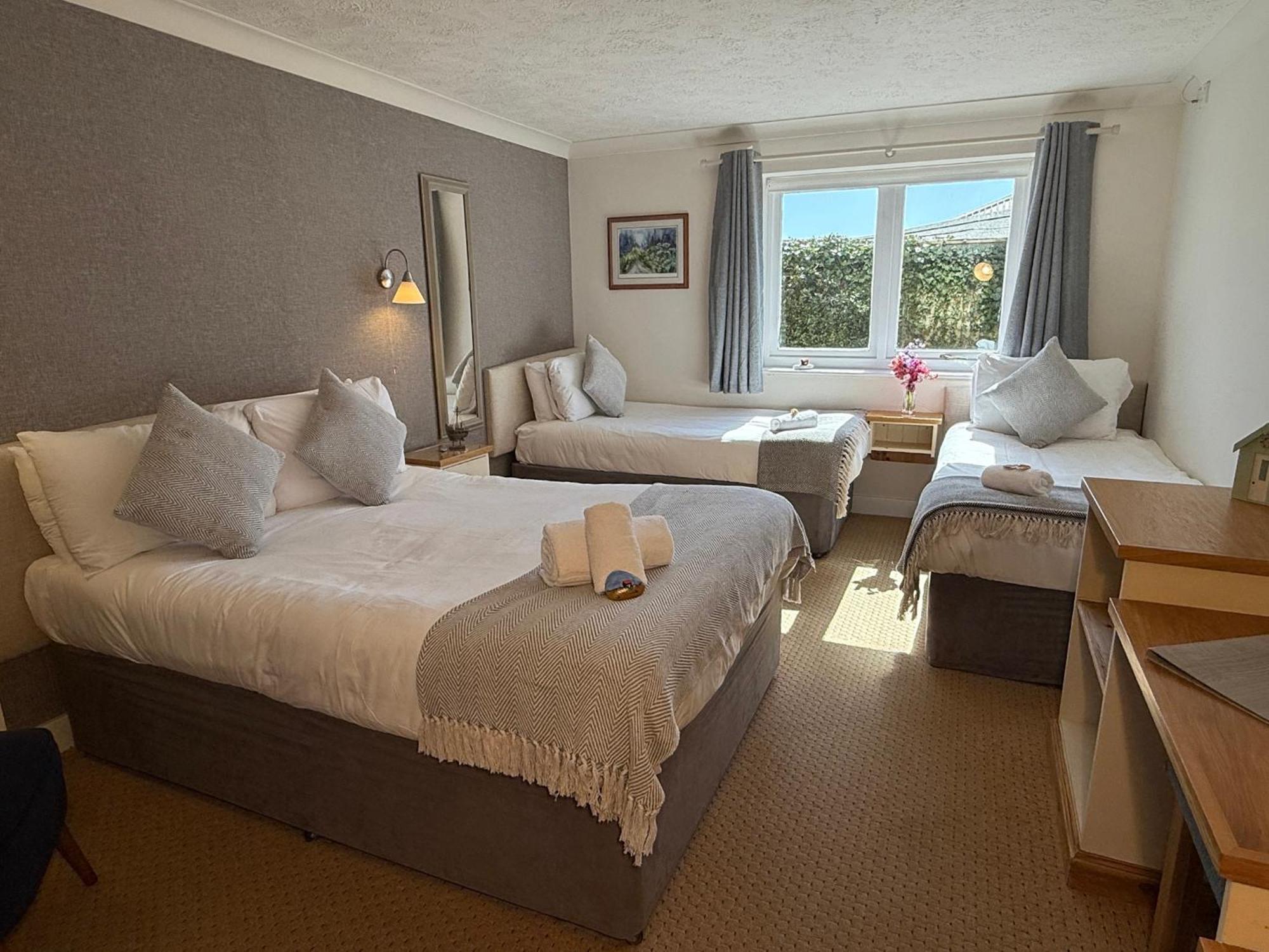 Hotel The River Haven 3*