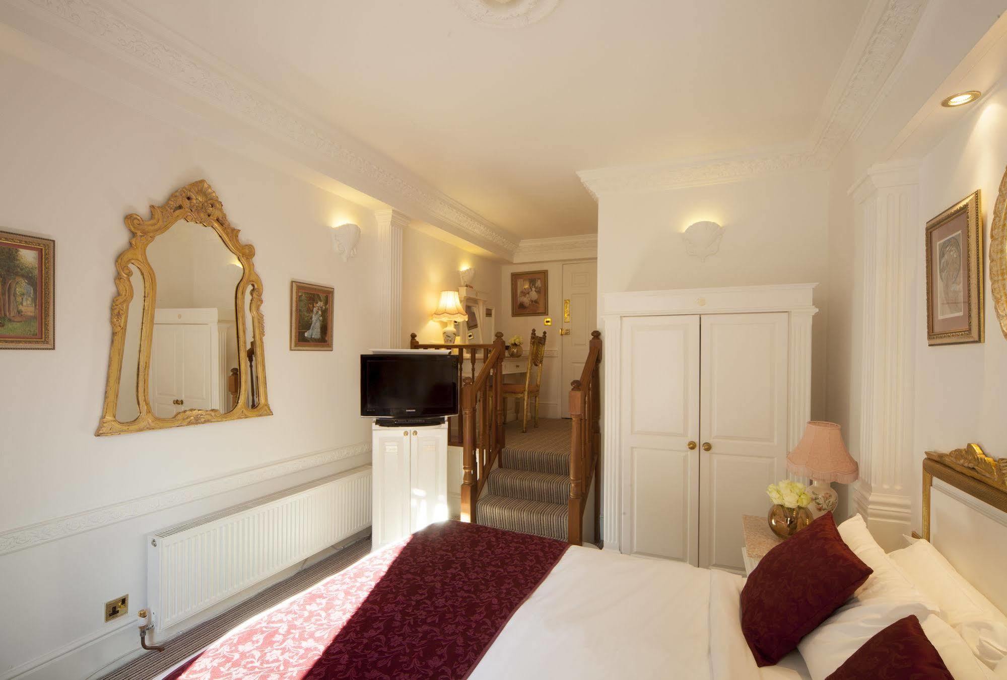 The Lookout Hotel Rye