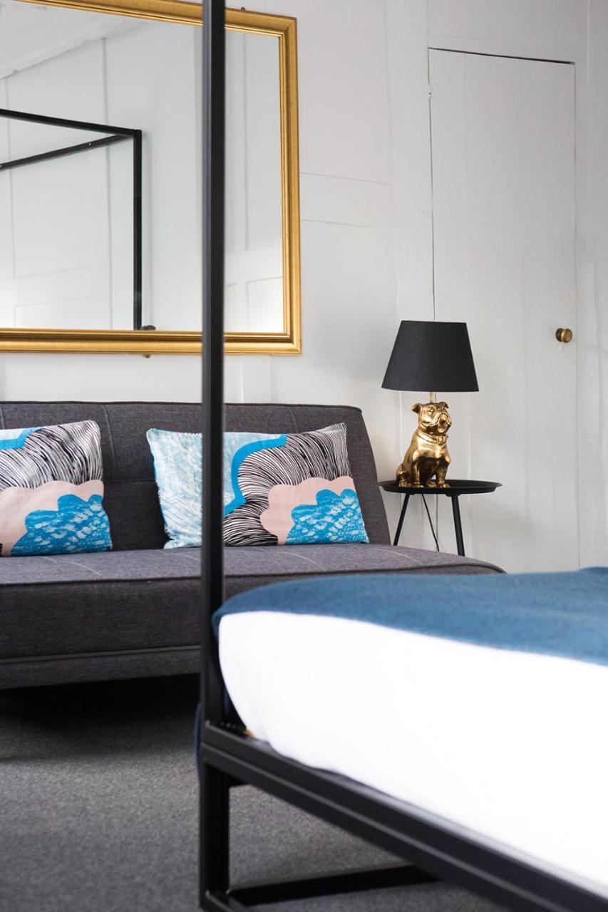 Bed & Breakfast Whitehouse 5*